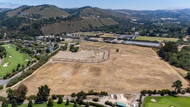 8100 Valley Greens Drive - Lot 7, Carmel CA: https://media.crmls.org/mediaz/2dbf86dd-ee90-4a44-88c8-8e262facd22a.jpg