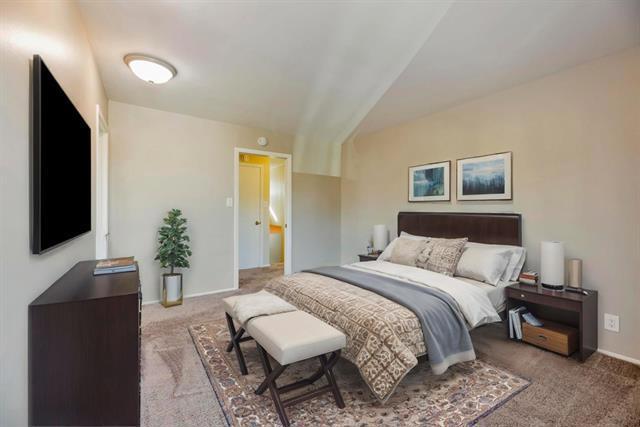 20 Queen Anne Court, Millbrae CA: https://media.crmls.org/mediaz/2dbfa2d0-85ef-4ed4-9d5a-0af0bdd26539.jpg