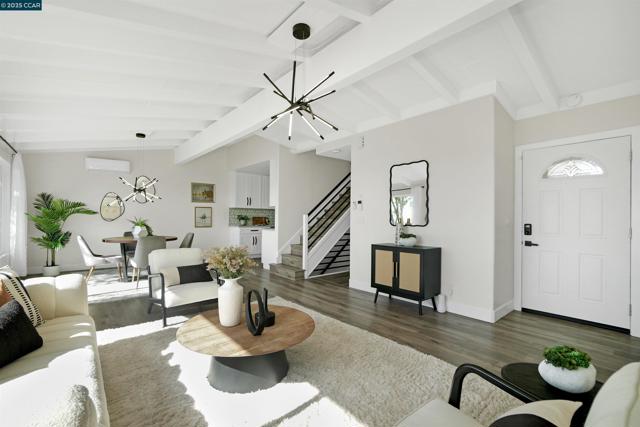 5929 Harbor View Ave, San Pablo CA: https://media.crmls.org/mediaz/2dc14bb5-d218-4022-b059-265e5dffe51b.jpg