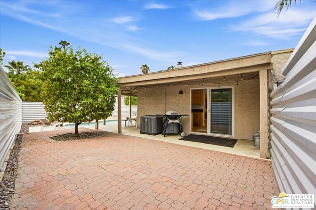 965 S Nueva Vista Drive, Palm Springs, CA 92264