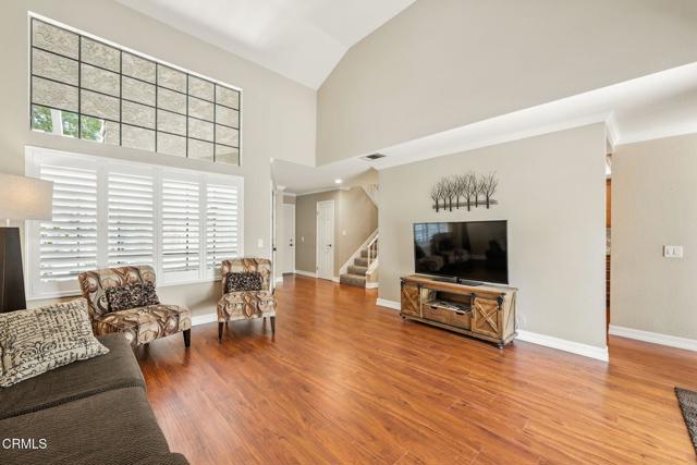848 Paseo Tosamar, Camarillo CA: https://media.crmls.org/mediaz/2dc20fbd-306c-46b3-ace9-c5bbcc059ca7.jpg