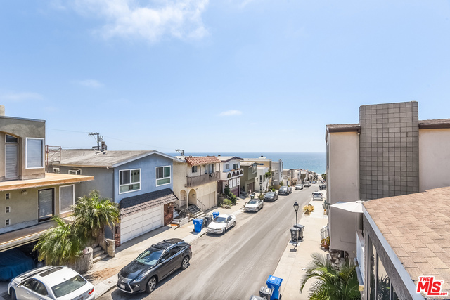 417 21ST Street, Manhattan Beach, California 90266, 3 Bedrooms Bedrooms, ,3 BathroomsBathrooms,Residential,Sold,21ST,18365354