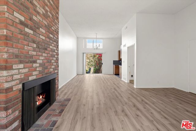 2452 Chelsea Place, L photo 4
