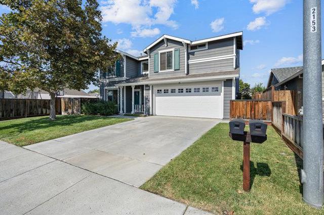 2421 Valley View Road, Hollister CA: https://media.crmls.org/mediaz/2dc36500-d589-4ef4-96c5-4fc134163b3c.jpg