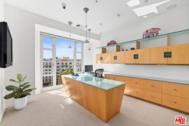 10580 Wilshire Boulevard, Los Angeles CA: https://media.crmls.org/mediaz/2dc3ecca-49a8-411e-8ac3-d39dfd0ee57a.jpg