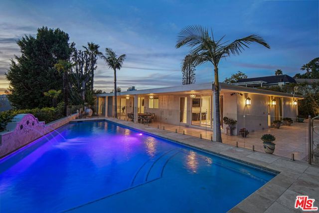 9620 Highridge Drive, Beverly Hills CA: https://media.crmls.org/mediaz/2dc491c9-1142-477c-a472-1a1e528b8348.jpg