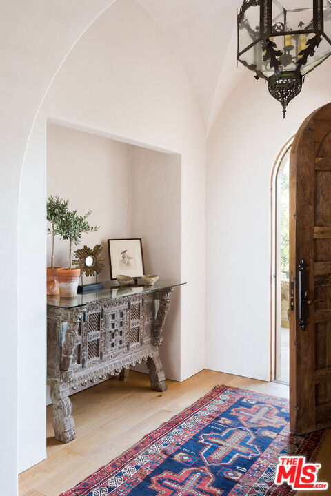 24650 Blue Dane Lane, Malibu CA: https://media.crmls.org/mediaz/2dc4a5e6-f196-47fa-aeda-a3ece604794c.jpg