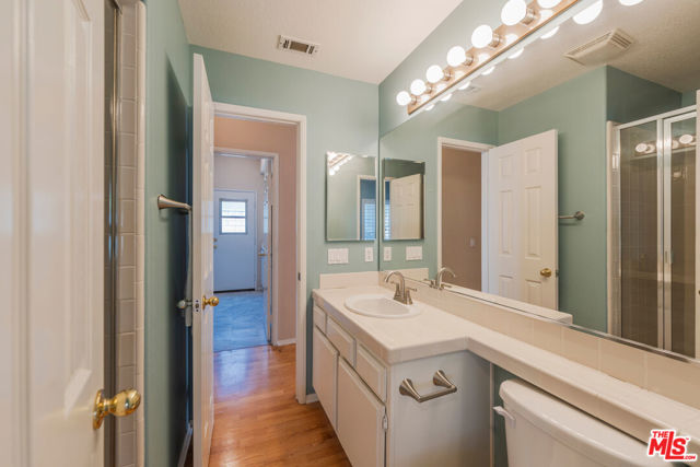 2320 Leggett Lane, Fullerton CA: https://media.crmls.org/mediaz/2dc51c7e-ec78-4811-9fd8-2a18f65e07bb.jpg