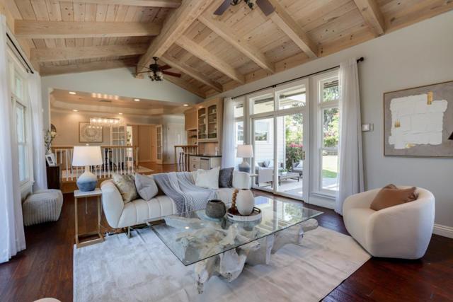 510 Oak Park Way, Redwood City CA: https://media.crmls.org/mediaz/2dc5f461-d39f-46eb-b8cd-d3c1d4d8f78c.jpg