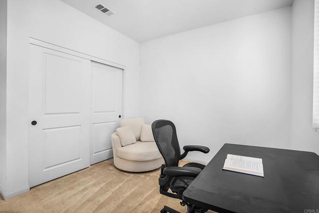 Detail Gallery Image 30 of 39 For 2040 Bluestone Cir, Chula Vista,  CA 91913 - 3 Beds | 2/1 Baths