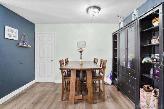 4060 Huerfano Ave, San Diego CA: https://media.crmls.org/mediaz/2dc71d52-37e0-4c38-aa22-e2ed31f0ee25.jpg