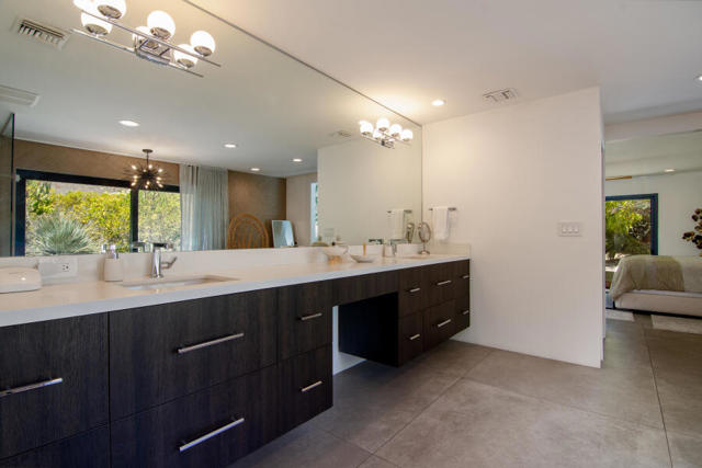 783 N Rose Avenue, Palm Springs CA: https://media.crmls.org/mediaz/2dc770c2-2fd8-49da-abff-c0ebc0061ecc.jpg