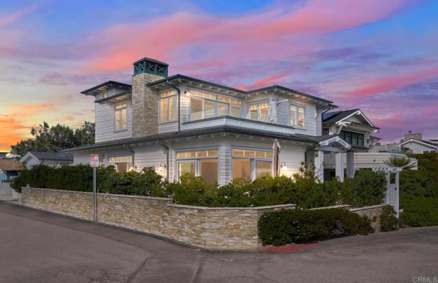 Detail Gallery Image 12 of 13 For 2211 Ocean Front, Del Mar,  CA 92014 - 4 Beds | 4/1 Baths