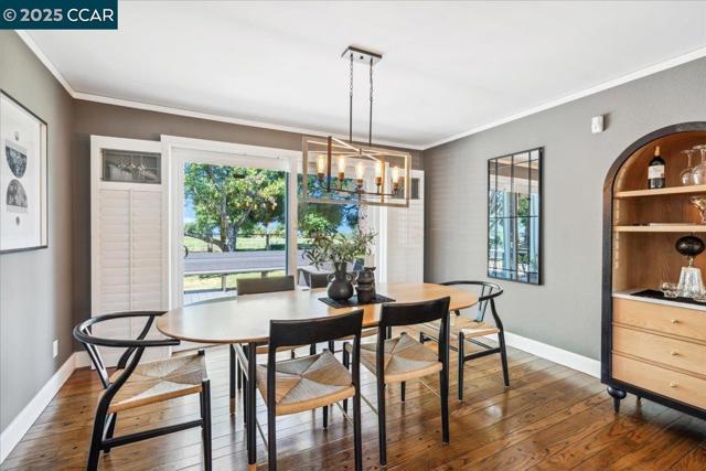 739 Devils Drop Ct, Richmond CA: https://media.crmls.org/mediaz/2dc7f97d-7c7c-4b1c-a93e-8cc8e9a42a21.jpg