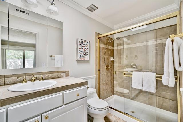 2217 Ptarmigan Dr, Walnut Creek CA: https://media.crmls.org/mediaz/2dc86232-ec60-4e62-849b-0071b55bb804.jpg