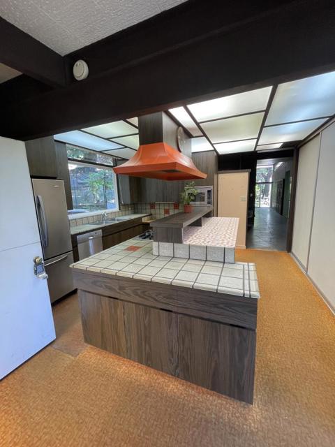 1245 Chula Vista Drive, Belmont CA: https://media.crmls.org/mediaz/2dc87fc1-cc45-481c-8af5-d6aeea07e4d9.jpg