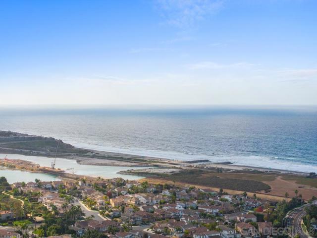 7023 San Bartolo Street, Carlsbad CA: https://media.crmls.org/mediaz/2dcab766-477d-4ab7-912b-388546a20528.jpg