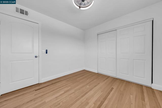 37643 Crocus Ct, Newark CA: https://media.crmls.org/mediaz/2dcb2f00-ff82-4c17-9780-5cfa520308fe.jpg
