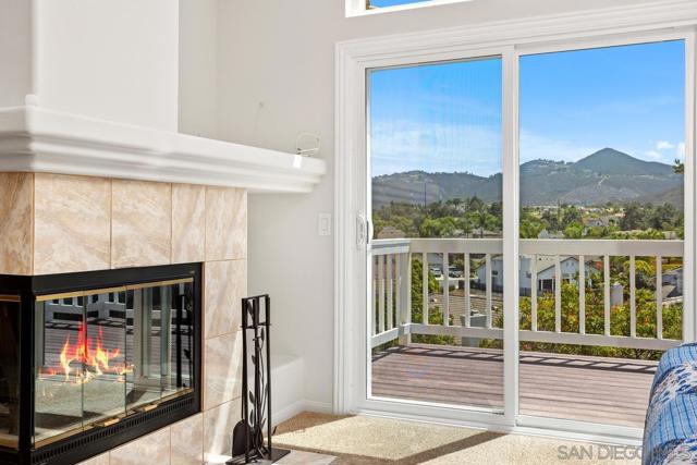 757 Marigold Way, San Marcos CA: https://media.crmls.org/mediaz/2dcb43aa-9893-41b6-96f0-d6928a5400f9.jpg