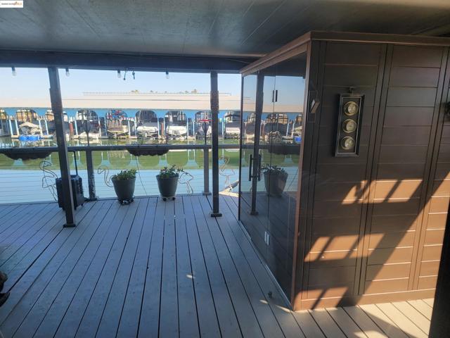 194 Oxbow Marina Dr, Isleton, California 95641, 3 Bedrooms Bedrooms, ,2 BathroomsBathrooms,For Sale,Oxbow Marina Dr,41083158