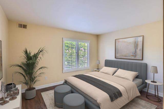 7160 Shoreline Dr, San Diego CA: https://media.crmls.org/mediaz/2dce44bc-6bc5-4029-a54d-48046f70a8d7.jpg