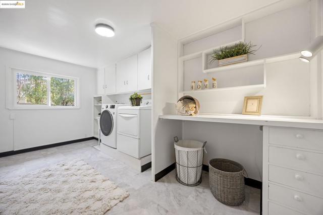 38 La Salle Ave, Piedmont CA: https://media.crmls.org/mediaz/2dcec087-0374-4a14-ae89-b55654988383.jpg