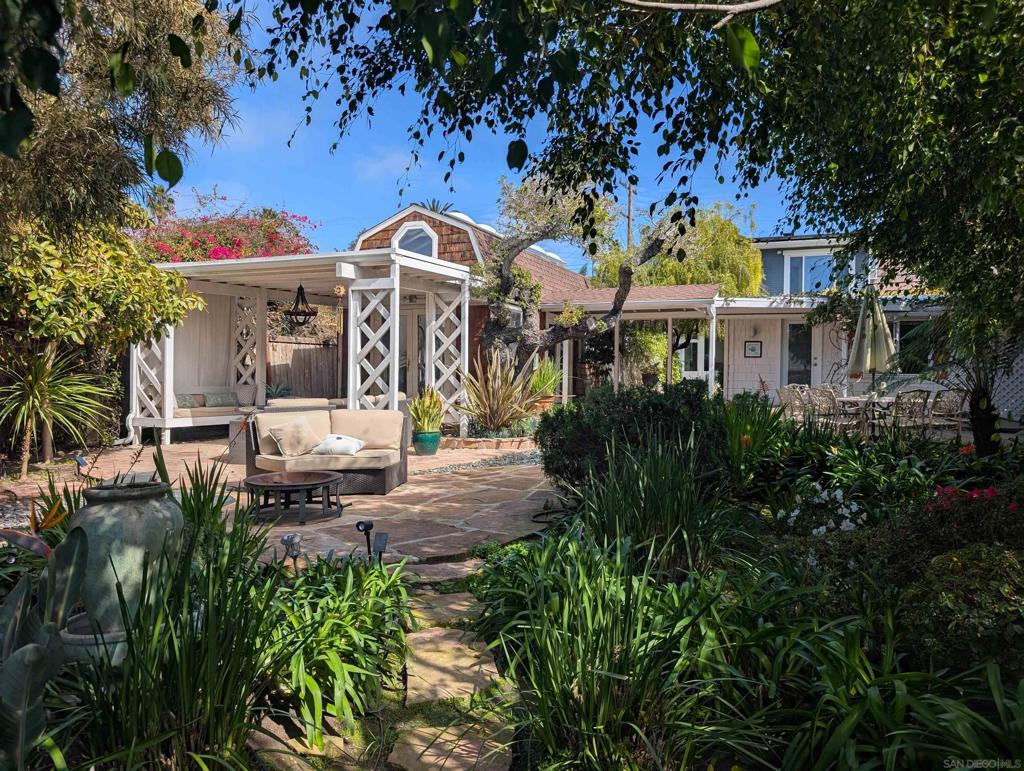 201 Rios Ave - photo 14