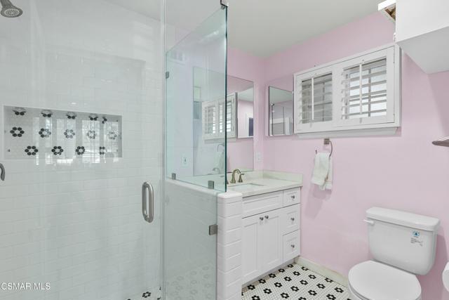 Image 8 of 13 For 17166 Midwood Drive
