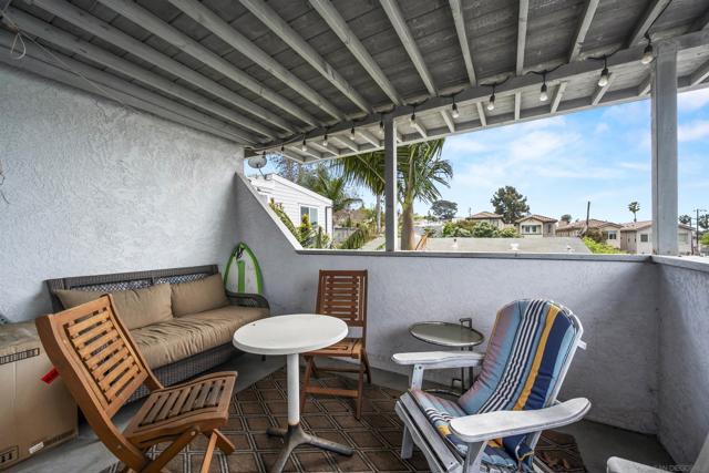 1971 Ebers Street, San Diego CA: https://media.crmls.org/mediaz/2dcf8f2a-86cb-40db-88a3-b79785def04c.jpg