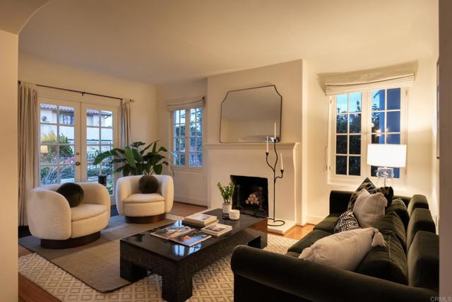 Detail Gallery Image 10 of 47 For 654 Bonair Pl, La Jolla,  CA 92037 - 5 Beds | 4 Baths