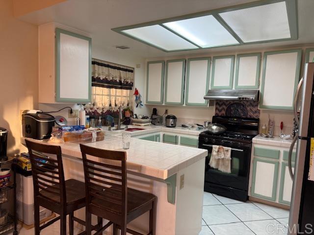 124 Palawan Way, San Diego CA: https://media.crmls.org/mediaz/2dd1d7e1-d131-4777-bb51-f8568b0d5620.jpg