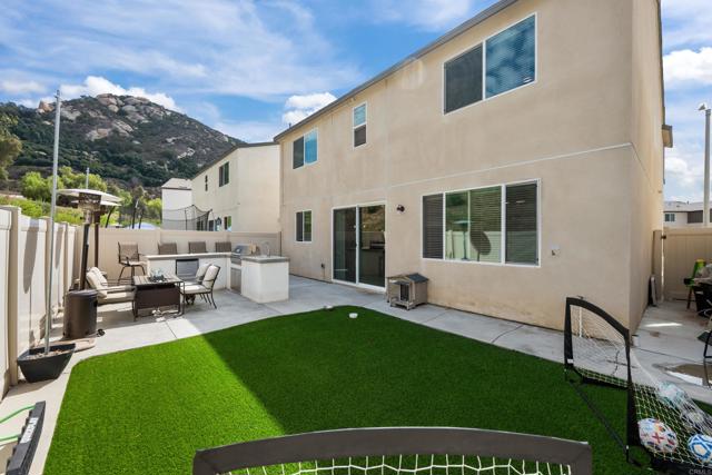 Detail Gallery Image 28 of 33 For 264 Hass Ln, Fallbrook,  CA 92028 - 5 Beds | 3 Baths