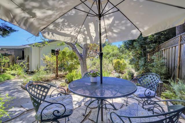 667 Cuesta Drive, Los Altos CA: https://media.crmls.org/mediaz/2dd2c700-8189-429c-8c76-2d7cf39df898.jpg