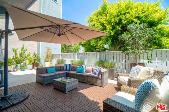 2 Bed Home for Sale in Los Angeles, California