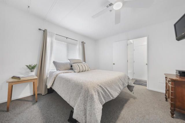 39780 Black Mesa Lane, Palm Desert CA: https://media.crmls.org/mediaz/2dd3f04b-7b95-4069-95bb-6185f31f1156.jpg