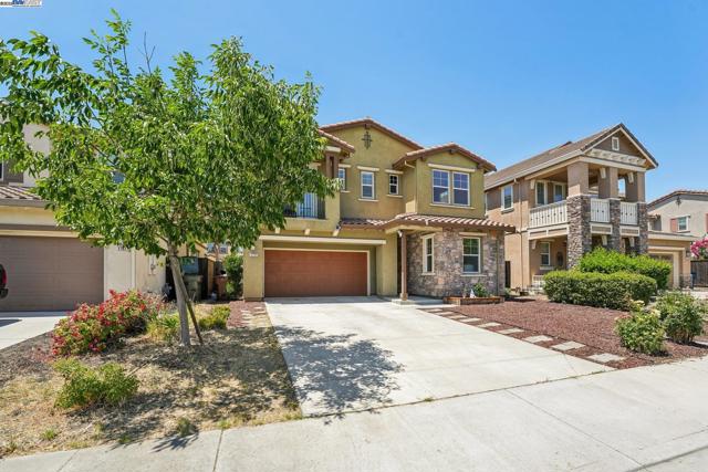 4778 Hawkins St, Antioch CA: https://media.crmls.org/mediaz/2dd3f741-0d9c-4ff1-a7ae-36ec2754a579.jpg