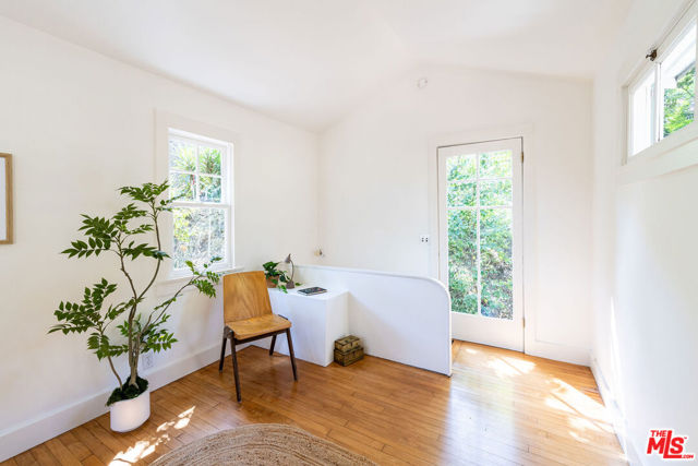 1228 Cliff Drive, Los Angeles CA: https://media.crmls.org/mediaz/2dd4cc09-2cc3-441e-b256-91b048c0e2a1.jpg