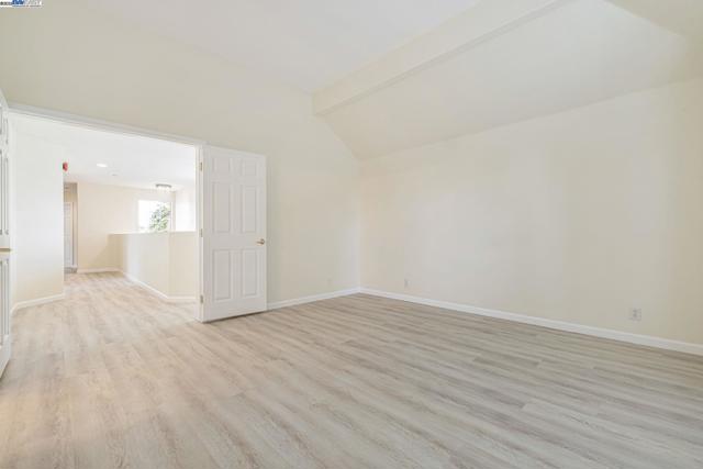 4293 OLIVER WAY, Union City CA: https://media.crmls.org/mediaz/2dd4eb00-887a-4598-a070-12805cc22734.jpg