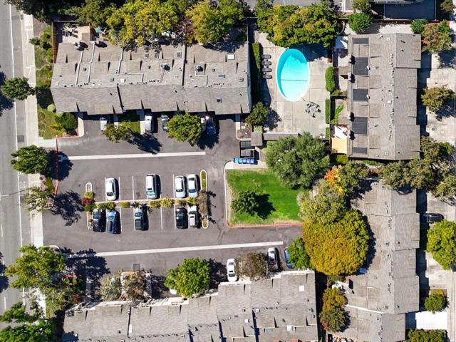 2211 Rock Street, Mountain View CA: https://media.crmls.org/mediaz/2dd52a79-c137-46d2-8844-d9a503b38e4c.jpg