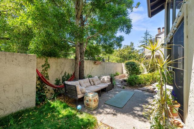 2005 Parrott Drive, San Mateo CA: https://media.crmls.org/mediaz/2dd64d92-95c5-4010-9a0e-dead88ddcc60.jpg