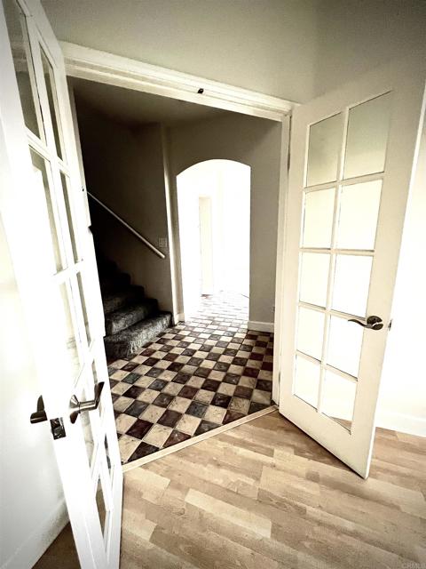 Image 11 of 33 For 29552 Courtney Place