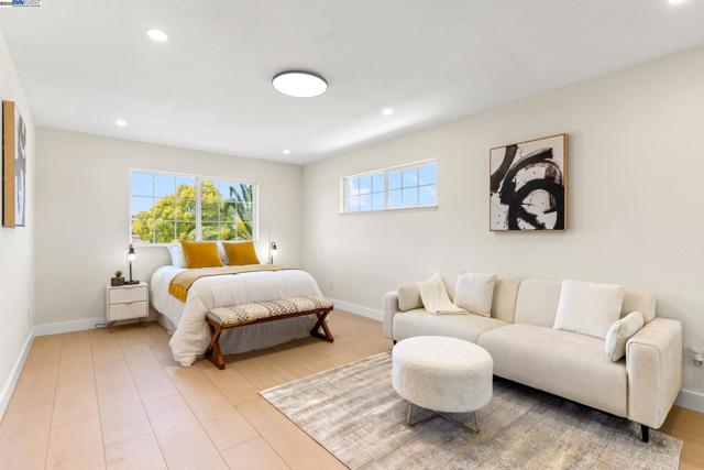 37807 Lobelia Dr, Newark CA: https://media.crmls.org/mediaz/2dd715b6-1fb6-4c0f-afc4-77105a96bdcf.jpg