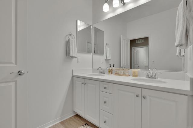 1132 Cherry Tree Lane, Vista CA: https://media.crmls.org/mediaz/2dd8d9cb-fdc0-4bb5-b4cf-3da9accb96a3.jpg