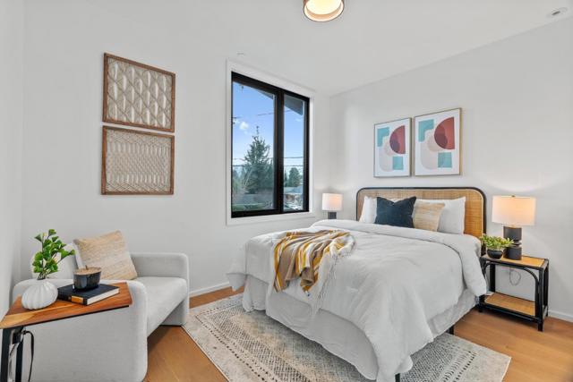 1182 Fordham Way, Mountain View CA: https://media.crmls.org/mediaz/2dd9fe28-c308-44e8-bf6a-a7ef2bba3f7f.jpg