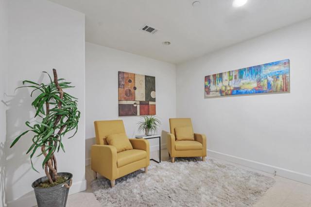 1142 Mente Linda Loop, Milpitas CA: https://media.crmls.org/mediaz/2ddbe711-d4c6-474d-8f0c-eca227d7a840.jpg
