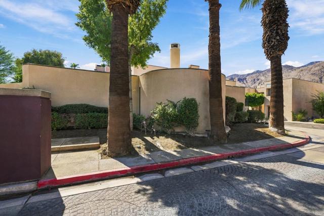 464 Village Square E, Palm Springs, CA 92262