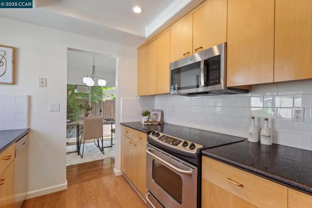1911 Morse St, Santa Clara CA: https://media.crmls.org/mediaz/2ddce742-fe71-430b-8667-1c4ba2f798c7.jpg