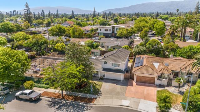 6730 Wisteria Way, San Jose CA: https://media.crmls.org/mediaz/2ddd3256-ba50-4d2c-a4bf-430a7cbd029f.jpg