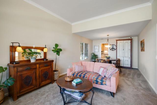 930 Hoesch Way, Gilroy CA: https://media.crmls.org/mediaz/2ddd4bae-b59c-4df7-aac0-ab144b39dcfe.jpg