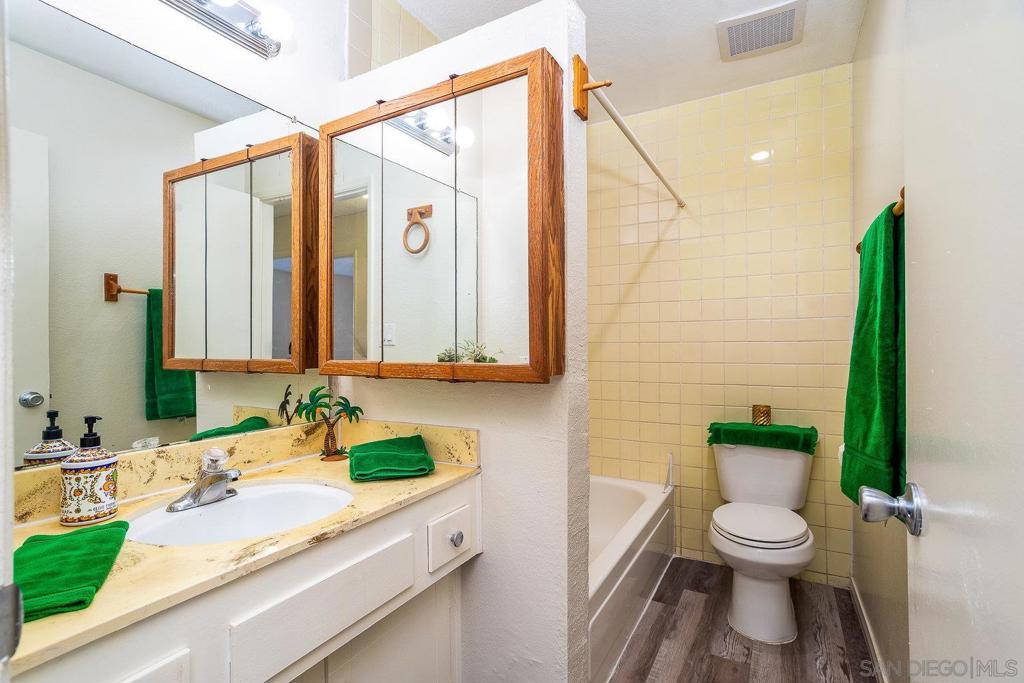 MLS #250043742SD image #29